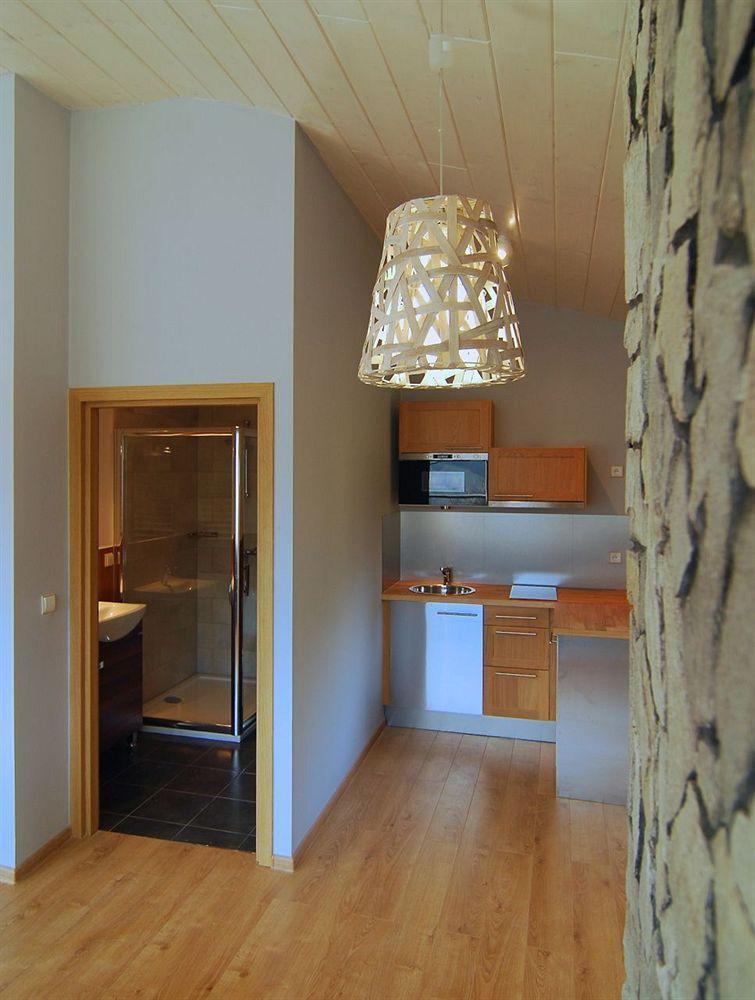 Karolinka Guest House Щирк Екстериор снимка