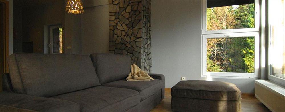 Karolinka Guest House Щирк Екстериор снимка