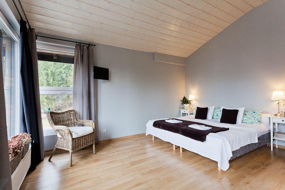 Karolinka Guest House Щирк Екстериор снимка