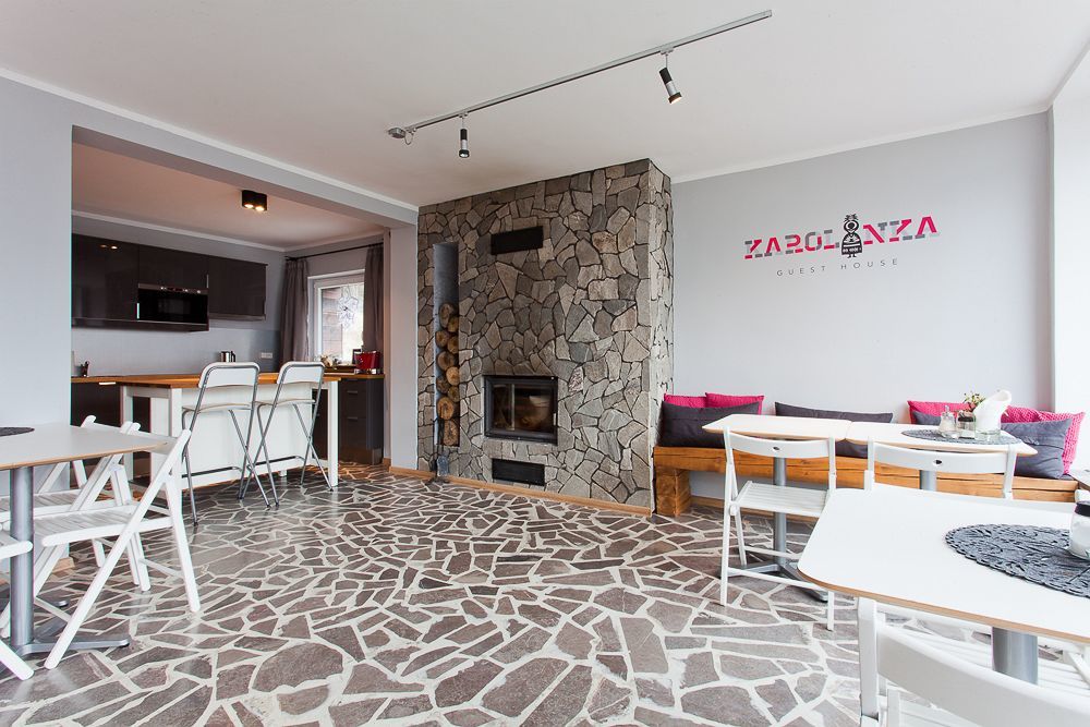 Karolinka Guest House Щирк Екстериор снимка