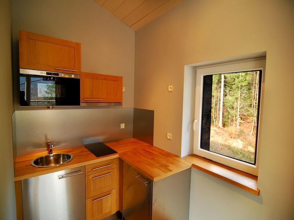 Karolinka Guest House Щирк Стая снимка