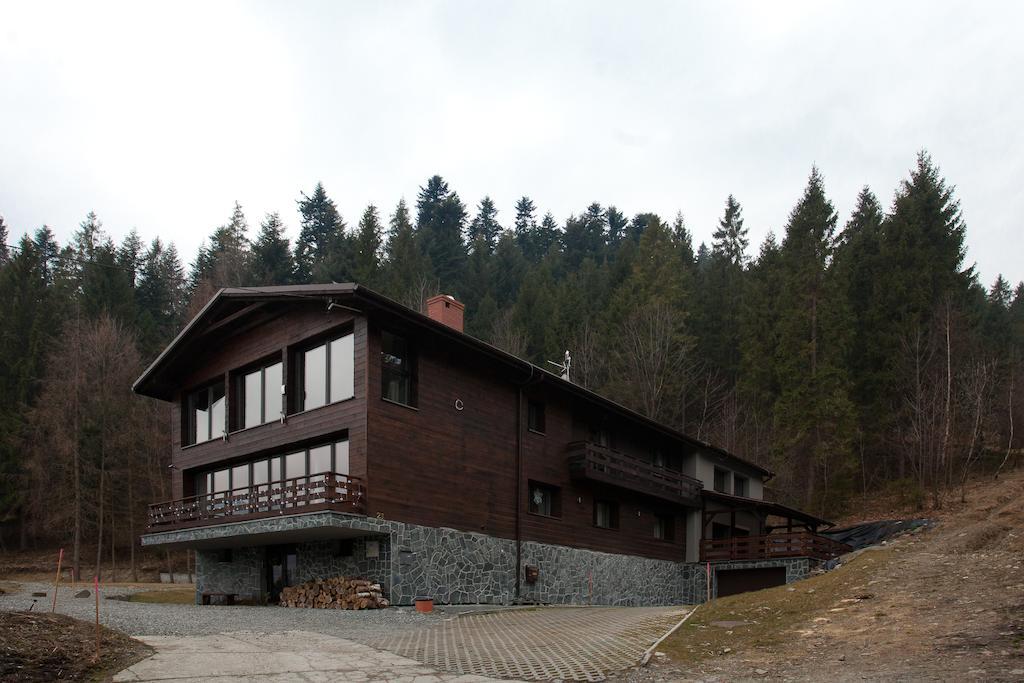 Karolinka Guest House Щирк Екстериор снимка