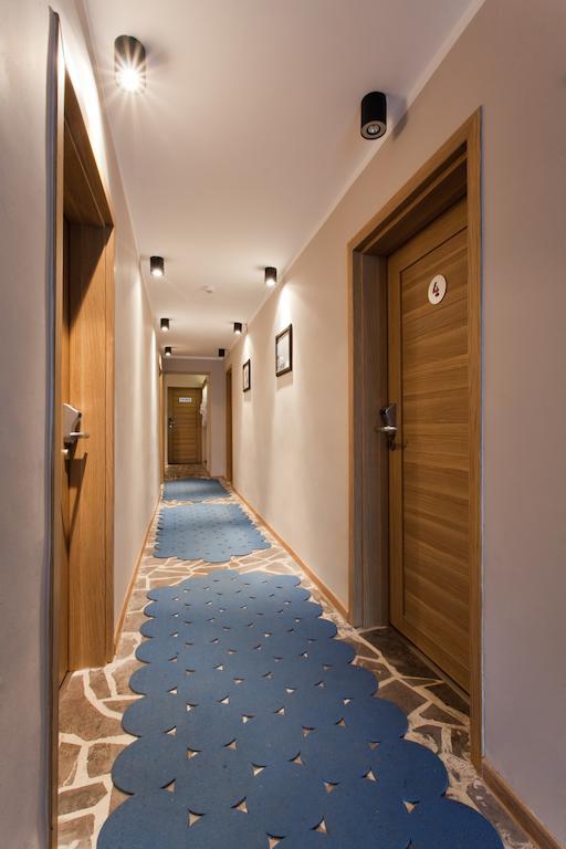 Karolinka Guest House Щирк Екстериор снимка