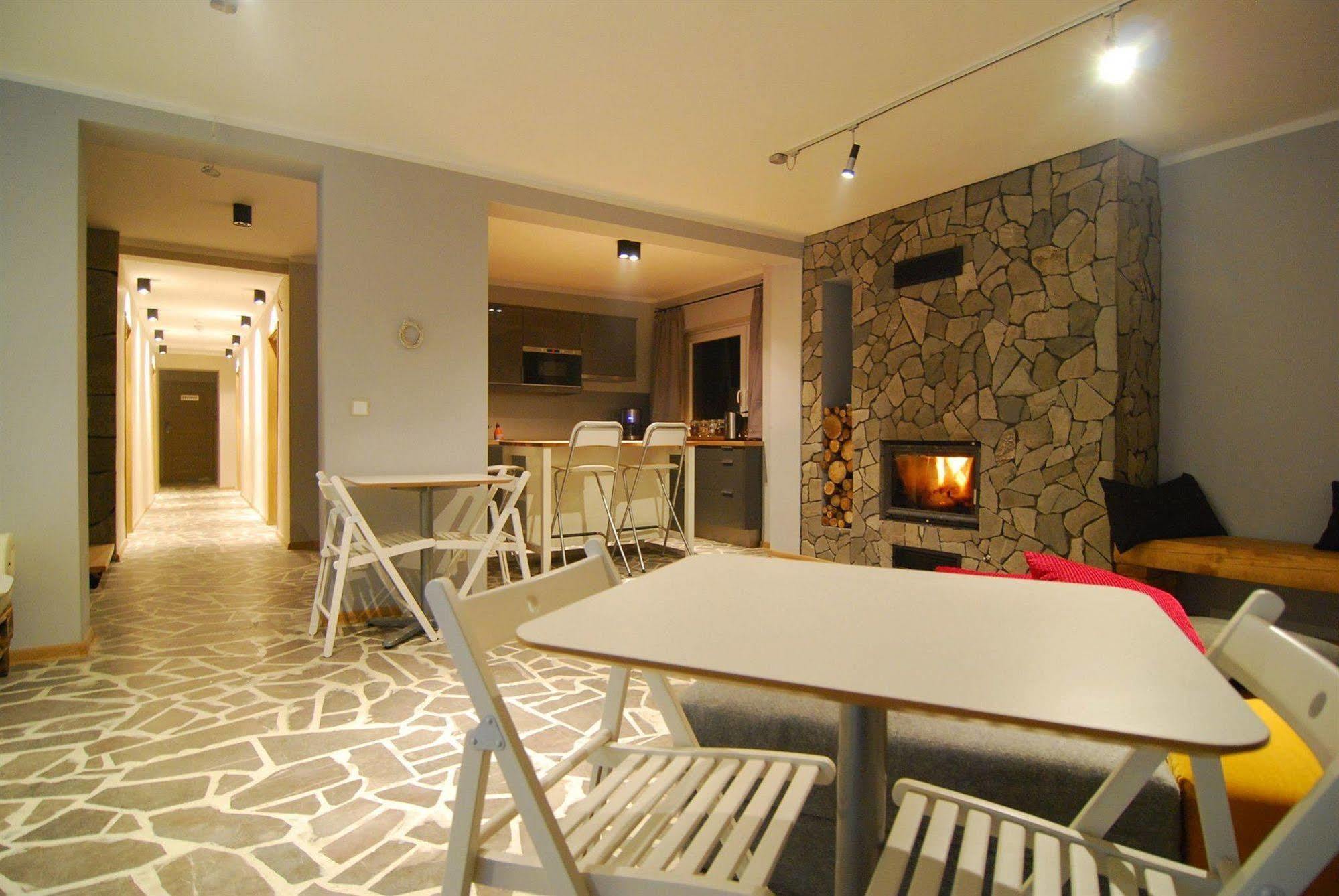Karolinka Guest House Щирк Екстериор снимка